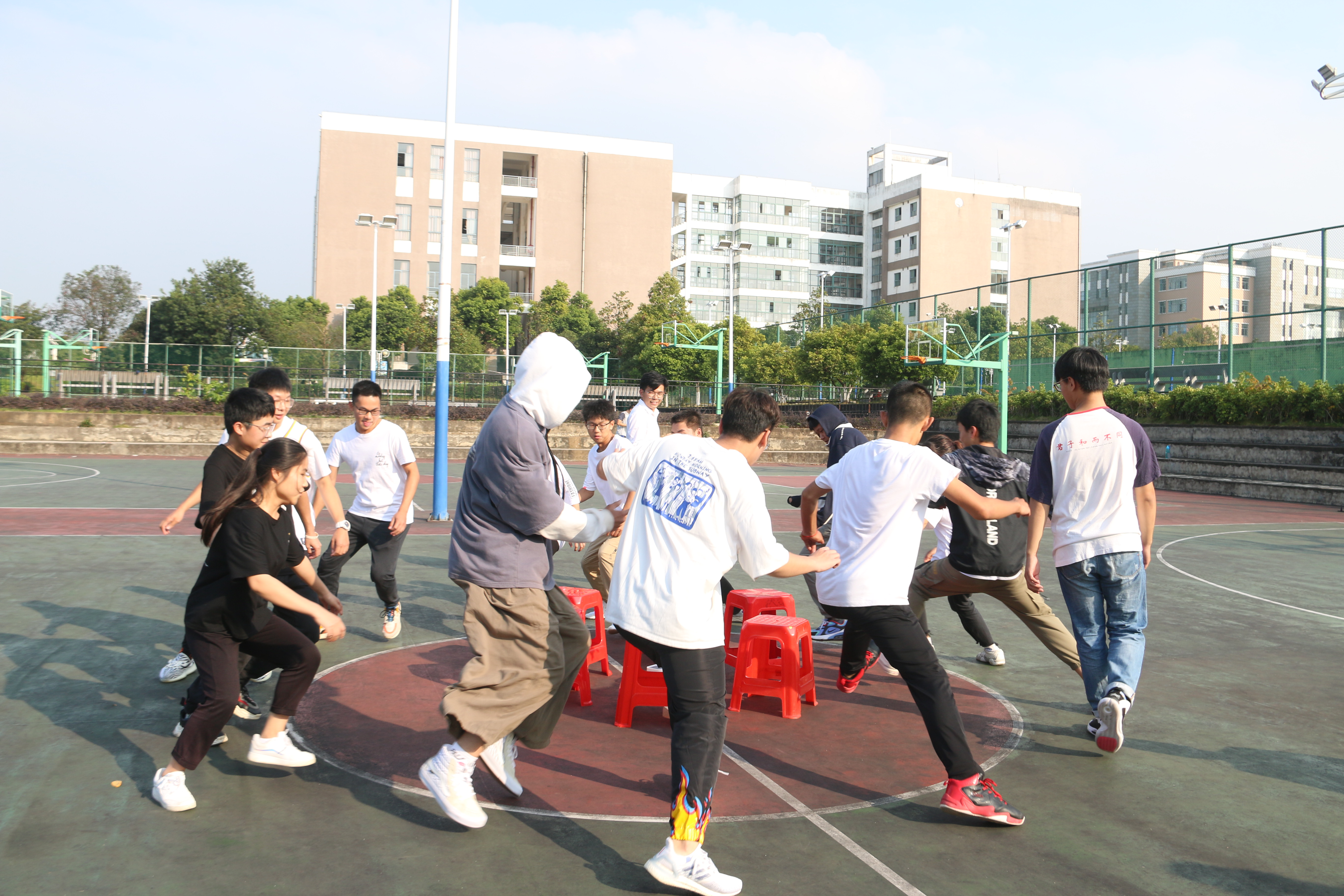 校学生会2020年素质拓展活动顺利举行-欢迎您访问共青团桂林理工大学